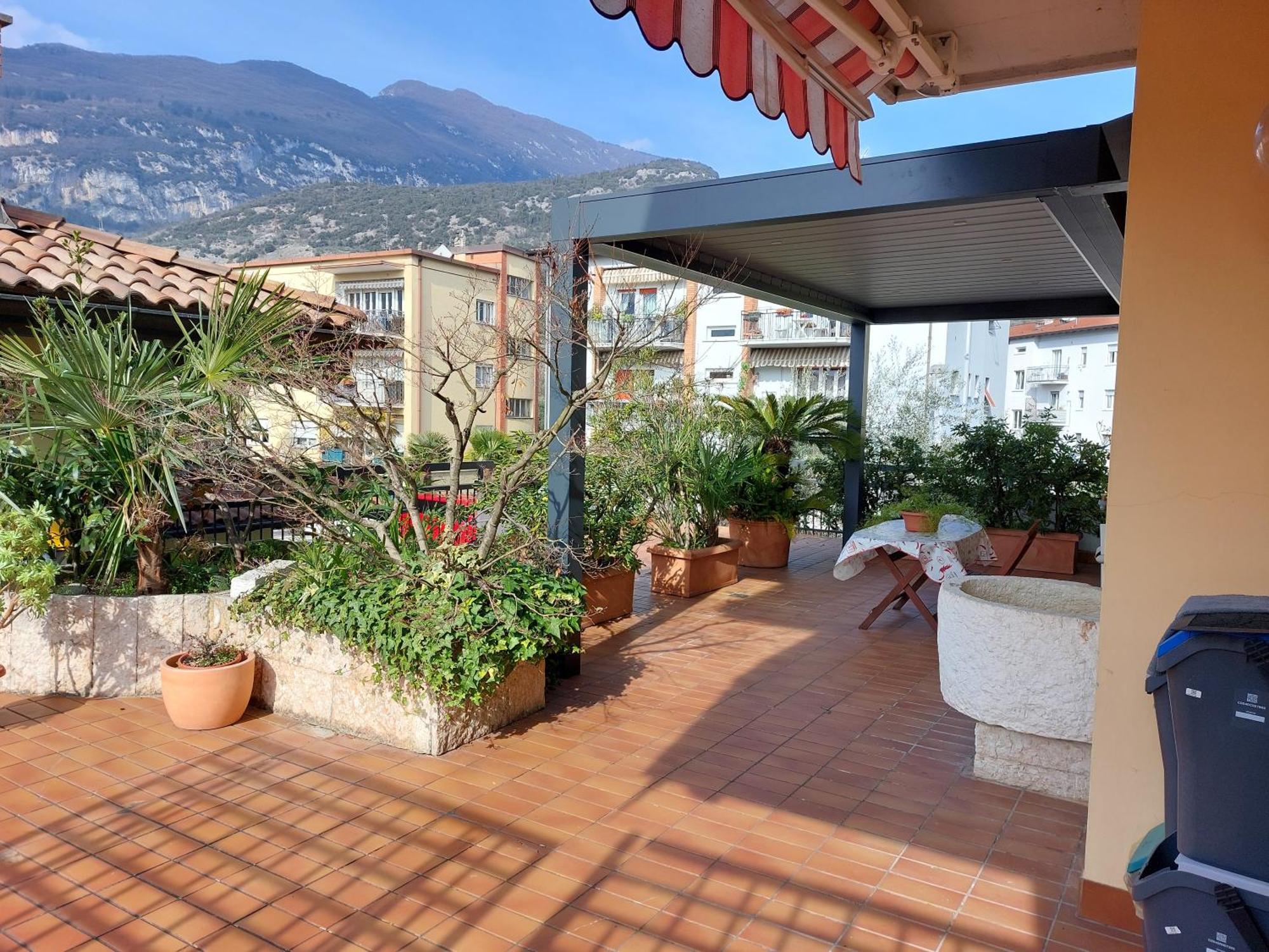 Appartamento La Terrazza Arco Exterior foto